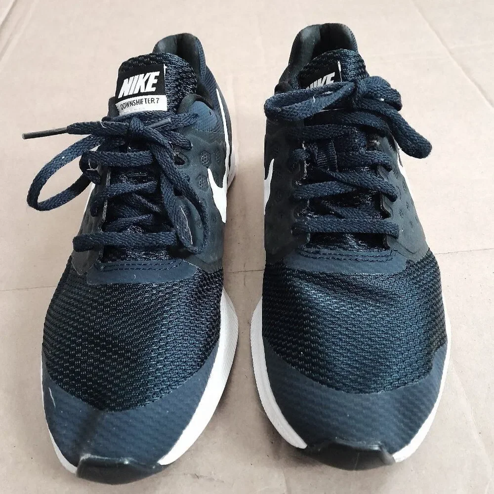 Nike Downshifter 7 Women’s Shoes Black Running Casual Athletic Sneakers Size 7